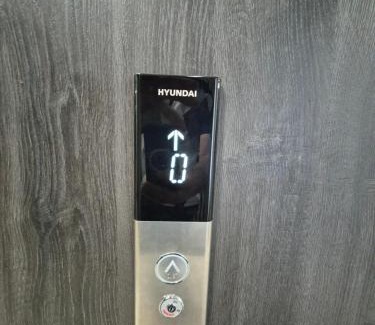 Radauti Apartment | Adroit Residence