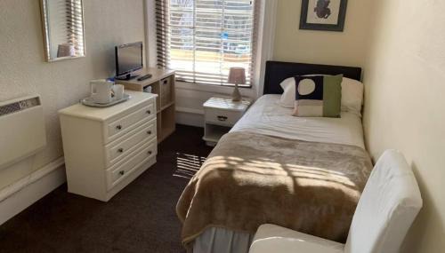 St. Helier House | Alister Guest House