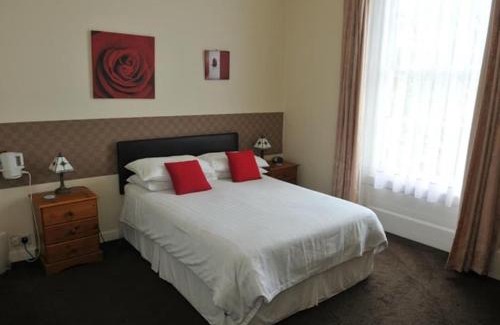 St. Helier House | Alister Guest House