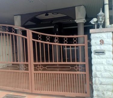 Kampung Lembah Resort | Reisya Homestay