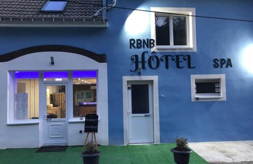 Longevelle-sur-Doubs Bed & Breakfast | belle man