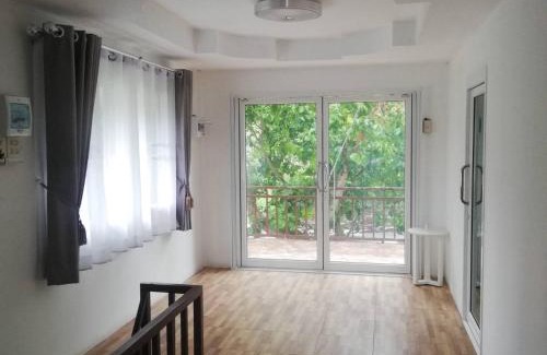 Nakhon Sawan Resort | บ้านชอนตะวัน
