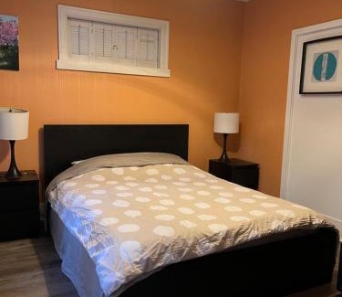 Dunbar House | Cozy bedrooms in main floor to enjoy in vancouver
