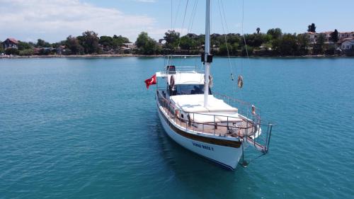 Ancient Side Boat Rental | ilyas reis 1