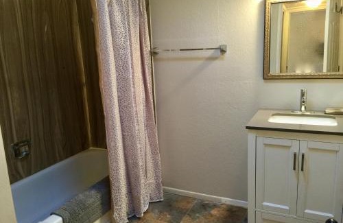 Tucson House | Desert retreat close to downtown/ U of A, 1-10