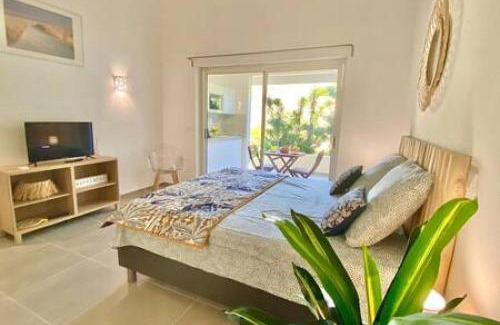 Cul de Sac House | Beautiful suite S15, pool, next to Pinel Island