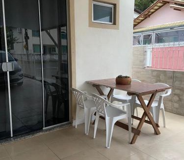 Zimbros House | Casa 70m do mar zimbros bombinhas SC