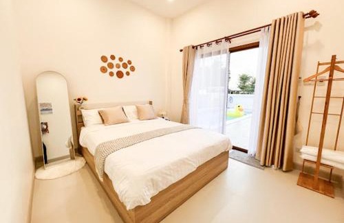 Sattahip Villa | The Teak Poolvilla