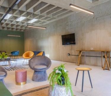 Durban Central Business District Apartment | Homii The Watt Club