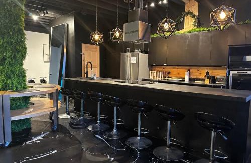 Mirabel House | 13lack Luxury (Insta @13lacksheep)