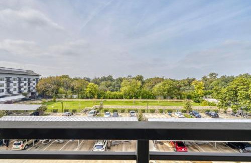Govalle Apartment | East Austin 1br w gym pool access to airport ATX-218