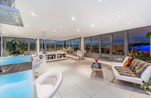 Brixton Hill House | OMG PentHouse