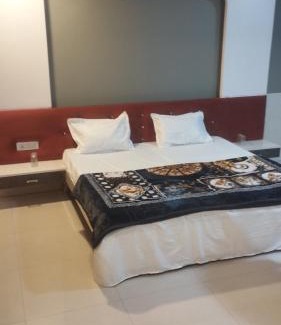 Ujjain Hotel | Hotal new food restaurant