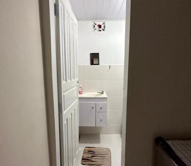 Santa Monica House | Kitinete perto da Praia