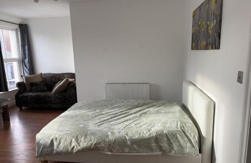 Norwich Apartment | Prince Apartment Inn