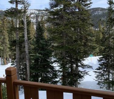 Alma Ski Chalet | Alma Sky Chalet