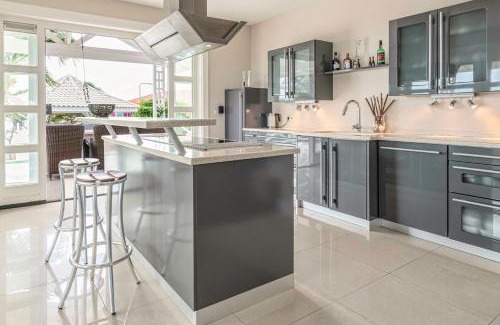 Jan Thiel Villa | Villa Majestic - Villa with views of Spanish Bay