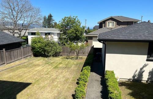Burnaby House | Spacious, Luxurious house in the heart of Burnaby