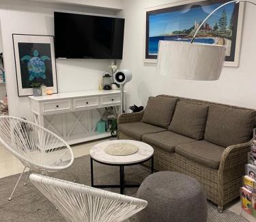 Manly House | LE TREND SUITE MANLY