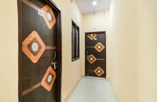 Delhi Hotel | OYO Vision Rooms Near Gtb Nagar Metro Station