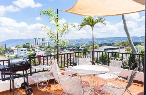 San Salvador Apartment | El Salvador Stays - Casa Escalon
