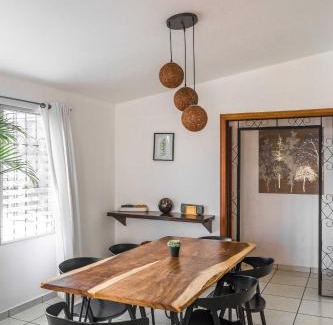San Salvador Apartment | El Salvador Stays - Casa Escalon