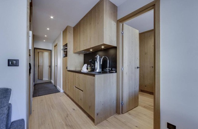 Wifi, 2nd floor, parking, tv, ski locker, 38m², Val d'Isère