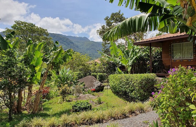 Ecoresort: We are Panamas leading honey producer and butterfly exhibit.