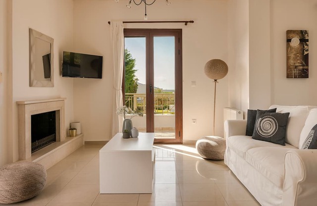 Villa Artemis & Villa Aethra