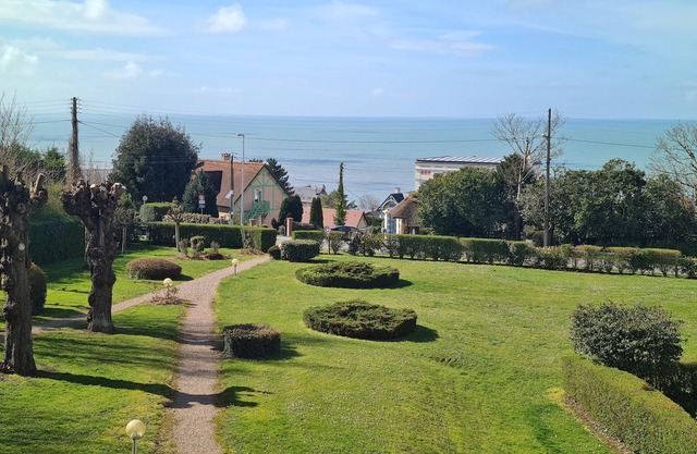 2 Pièces vue mer