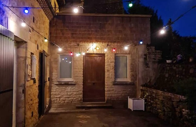 Homerez - Villa for 17 ppl. with swimming-pool and terrace at Sarlat-la-Canéda