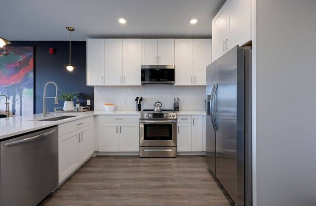 Downtown Nash 1mi to Broadway 4 beds Sleeps 6