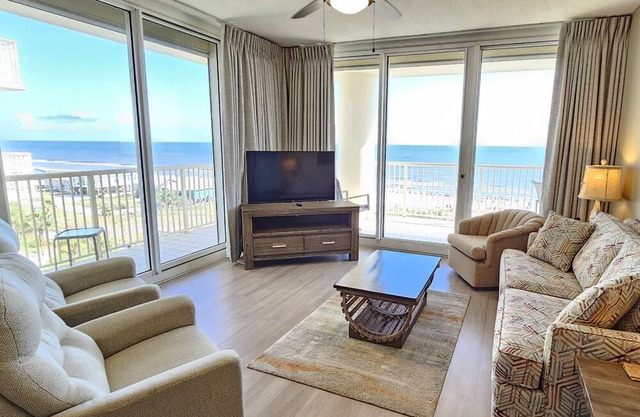Luxury Corner Unit! Beach Club B701- K/Q/2Twins/Sofa Sleep Wifi