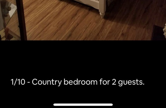 County Cottage B&B..