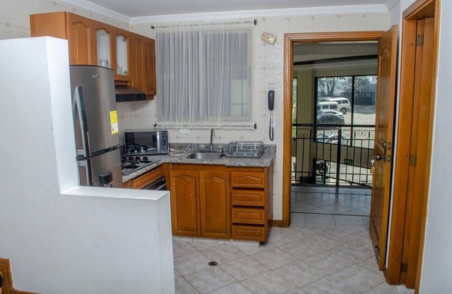 Apartment with sea views