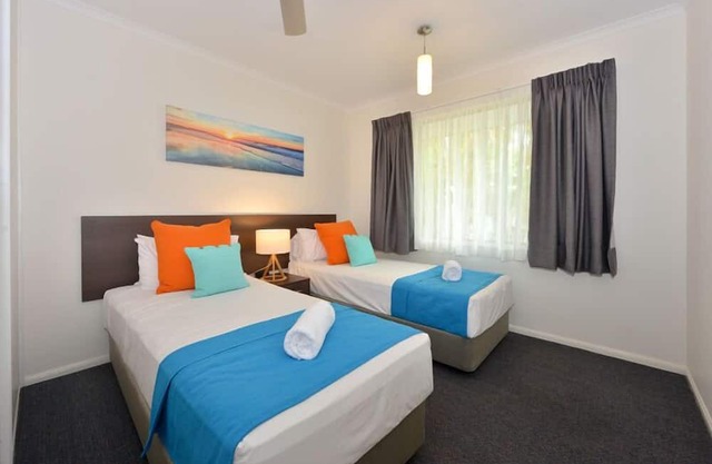 Seascape Holidays at Reef Terraces on St Crispins Townhouse 3