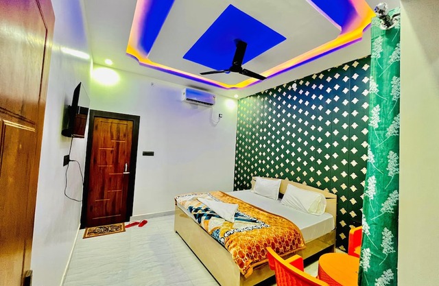 Ananya Hotel & Restaurant Naimisharanya