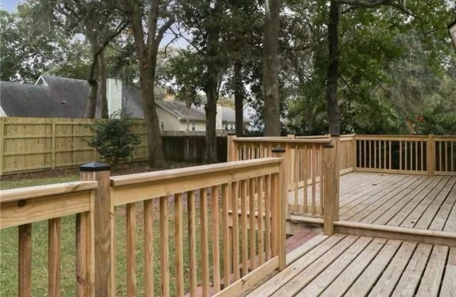 Modern Home Near Beach & City Dog Friendly