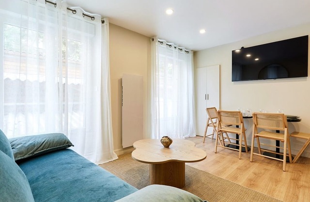 Superb Apartment Center of Paris