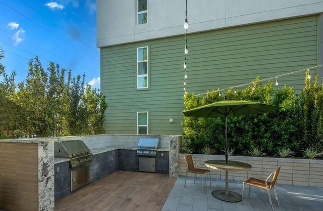 Modern Oasis 10 Min From Disneyland With Pool GYM