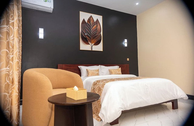 DEEL Comfort Inn