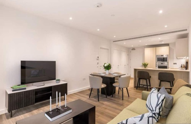 2bed-2bath-2balconylondoneyeview