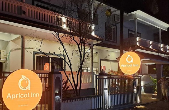 Apricot Inn