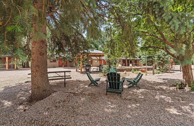 Timber Lodge Cabin 19