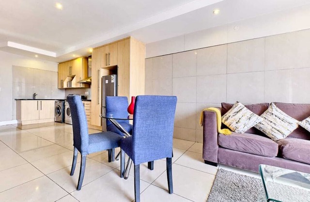 Glammys Suites at Hydro