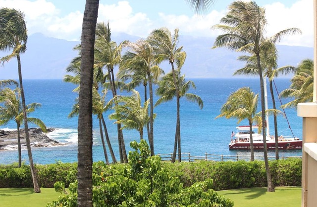 New! KBM Resorts Free CAR Hale Moana At Montage Kapalua Bay, Sleeps 10! 3-bedroom Condo With Daily Housekeeping, Spa!