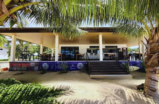 Ocean Club Maninoa