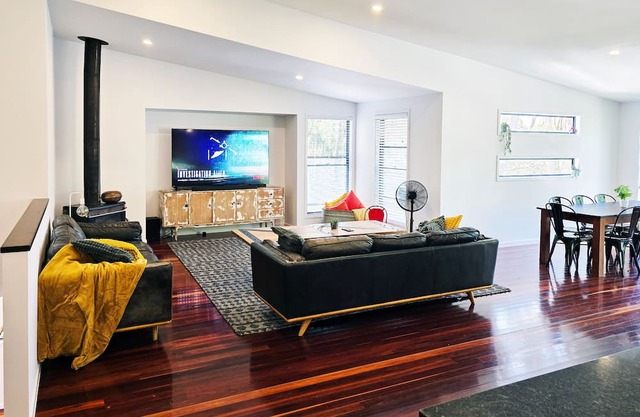 Split level multi-family tropical beach house