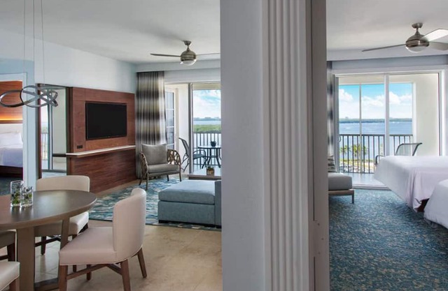 Westin Cape Coral - 2 Bedroom Suite October 12-19 Stunning Views of Gulf & Bay