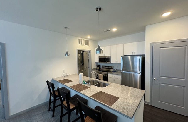 Private listing for ARTURO MAR